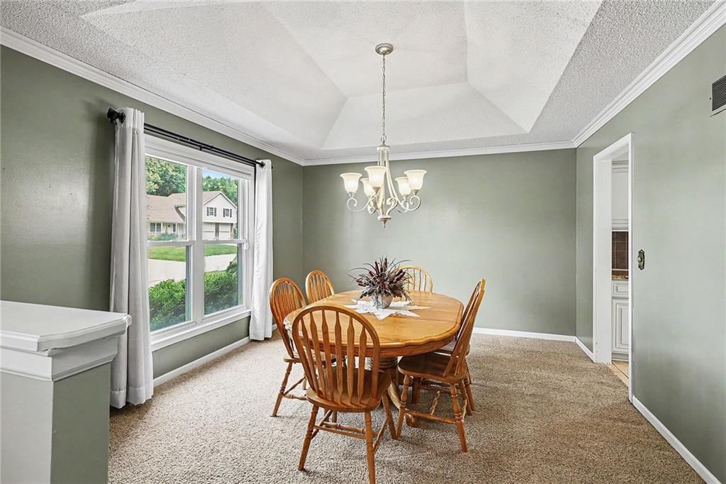 16311 W 143RD Terrace — photo 5