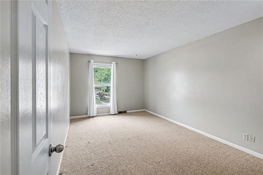 16311 W 143RD Terrace — photo 16