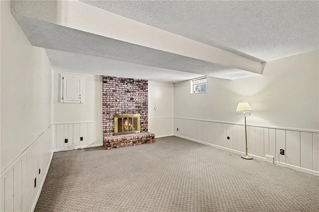 16311 W 143RD Terrace — photo 21