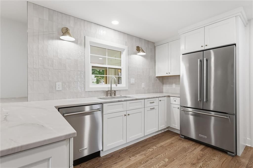 10426 Alhambra Street — photo 17