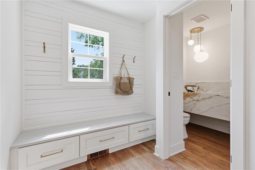 10426 Alhambra Street — photo 25