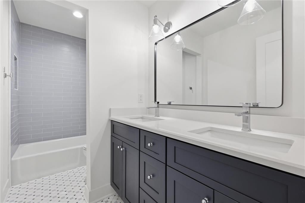 10426 Alhambra Street — photo 37
