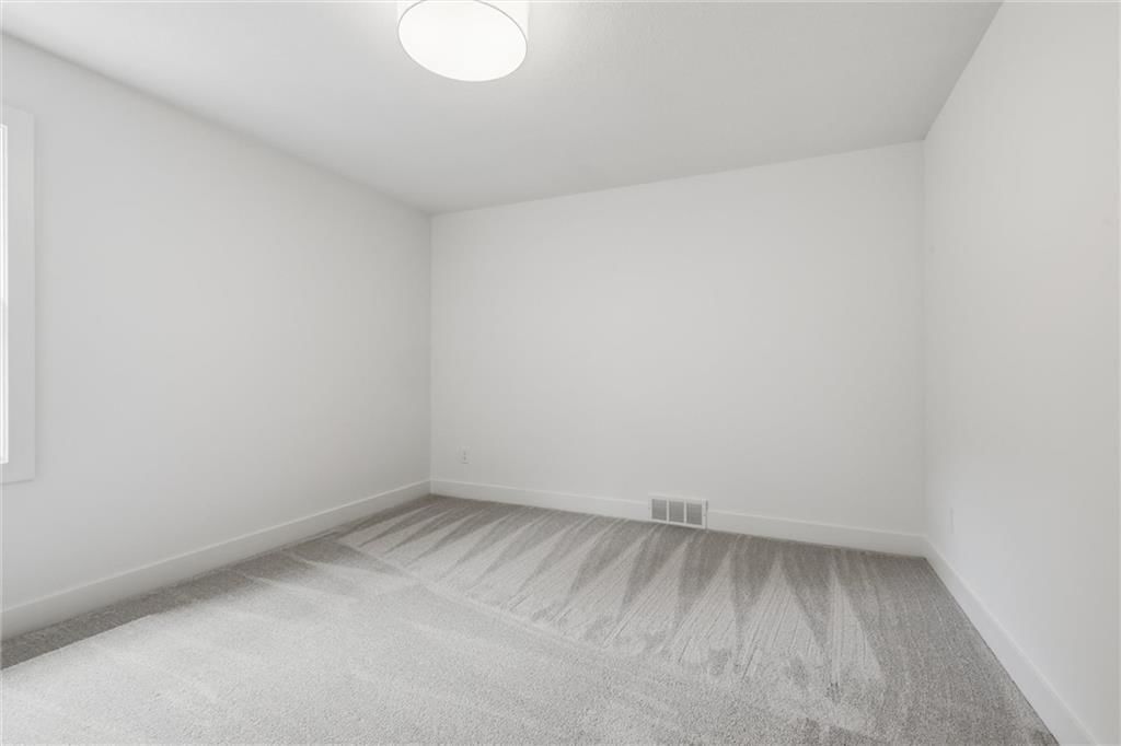 10426 Alhambra Street — photo 40