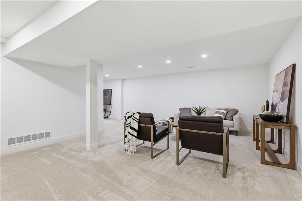 10426 Alhambra Street — photo 47