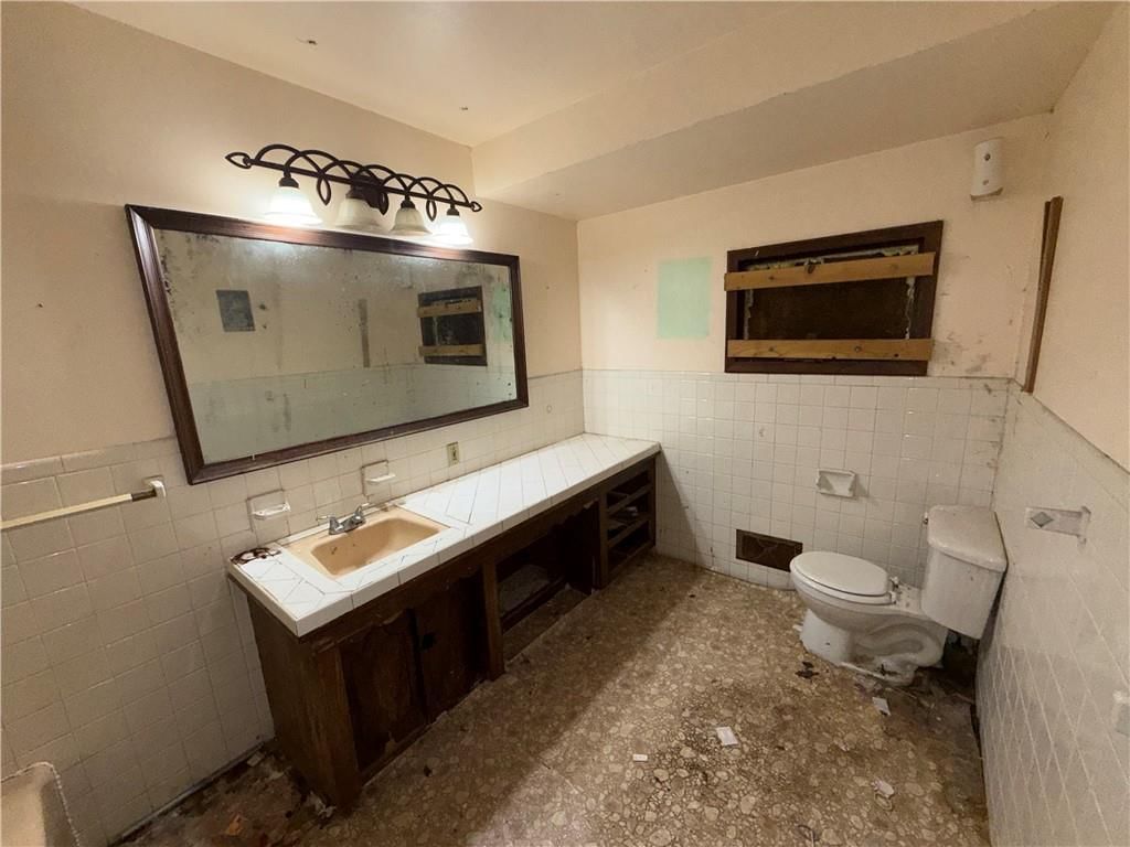 6308 Waverly Avenue — photo 9