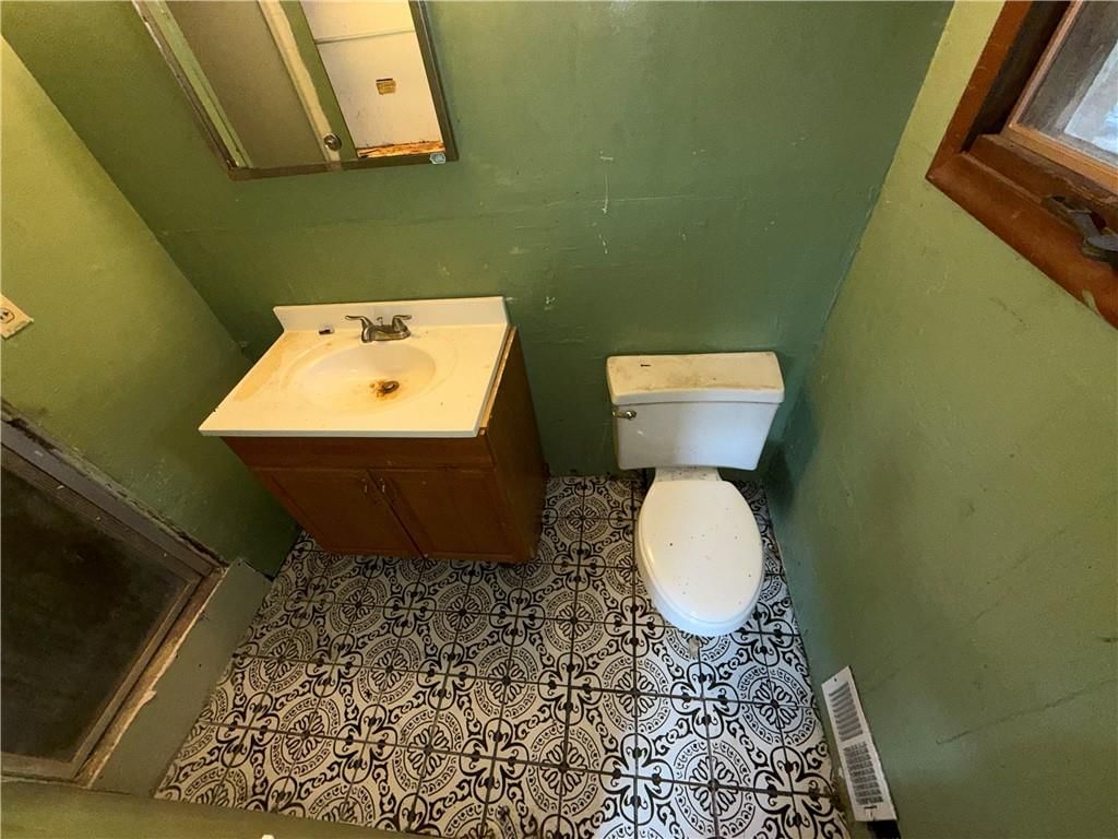 6308 Waverly Avenue — photo 14