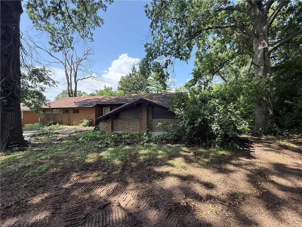 6308 Waverly Avenue — photo 22