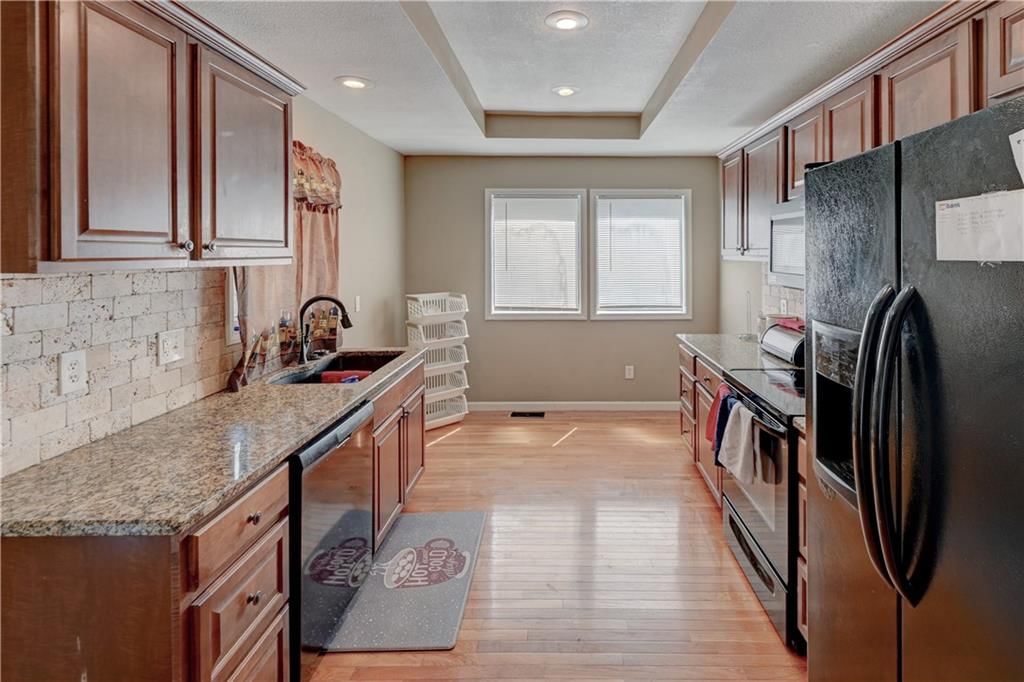 7917 N Troost Avenue — photo 19