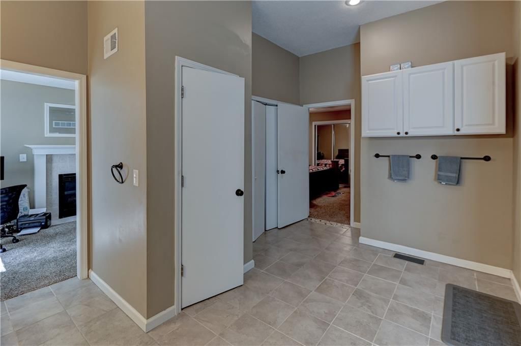 7917 N Troost Avenue — photo 36