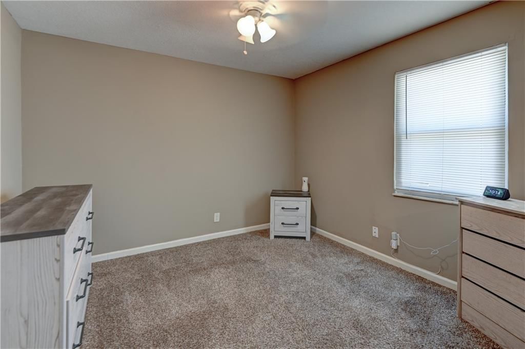 7917 N Troost Avenue — photo 45
