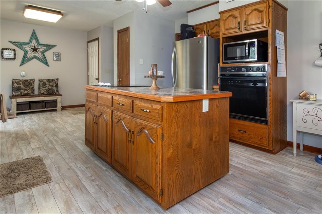 709 Thomas Street — photo 8