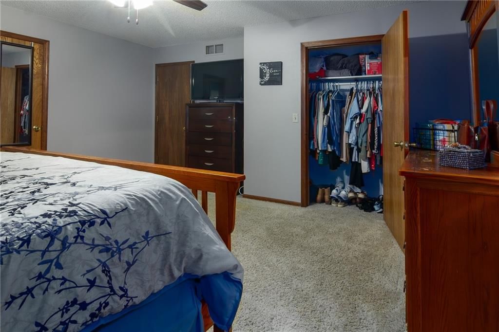 709 Thomas Street — photo 17