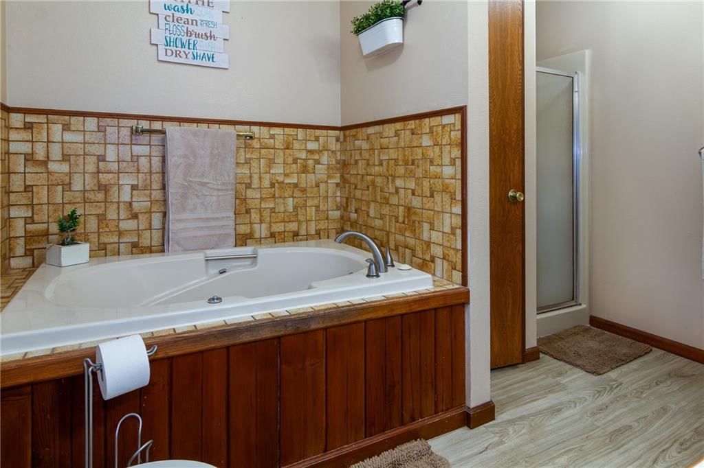 709 Thomas Street — photo 19