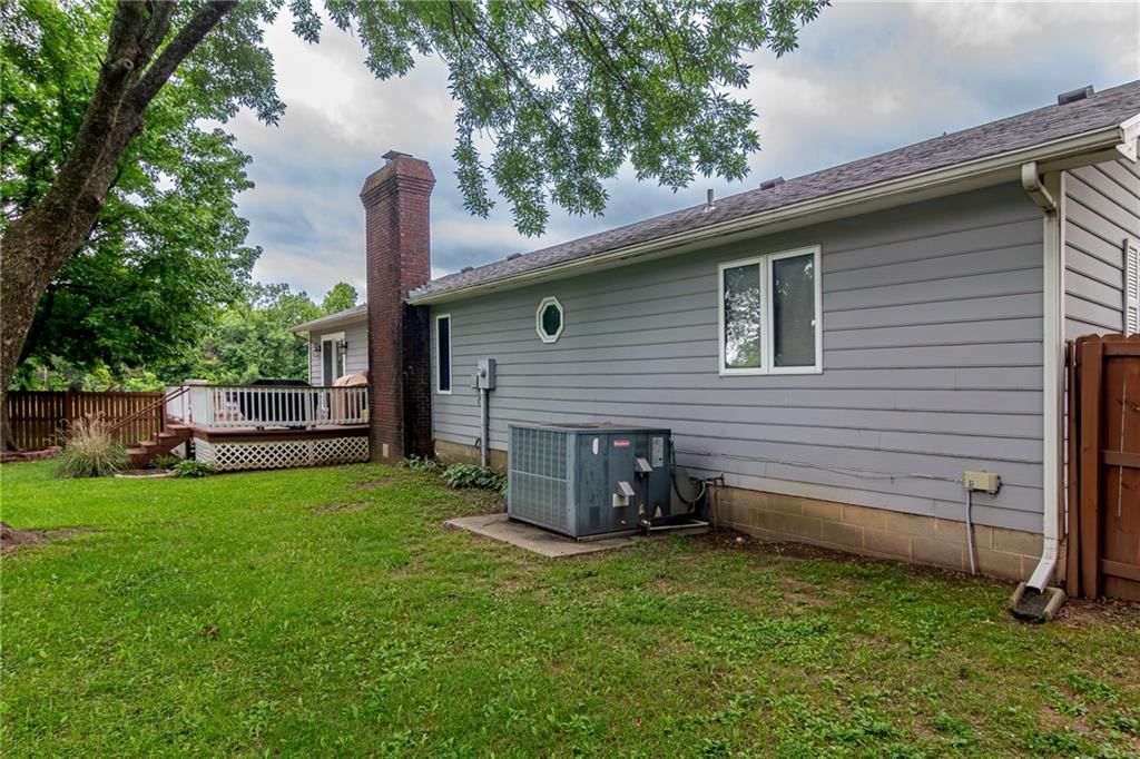 709 Thomas Street — photo 32