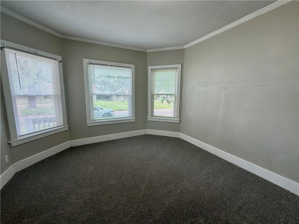 835 S Hickory Street — photo 4
