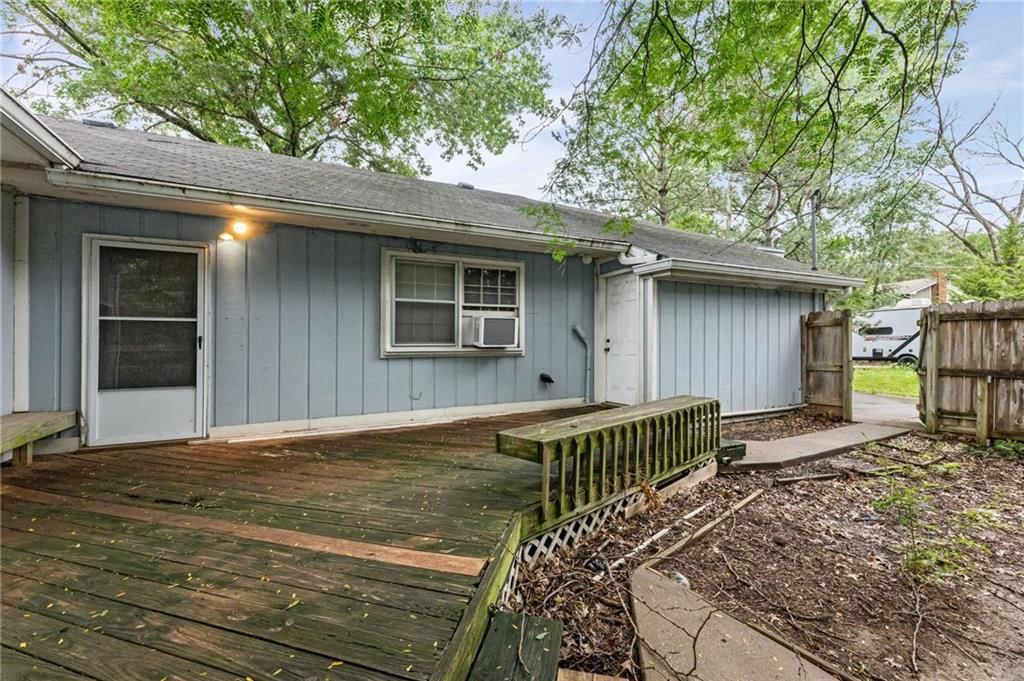 3216 W 22nd Court — photo 37
