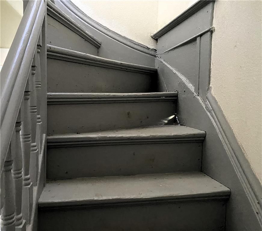 112-114 W Franklin Street — photo 12
