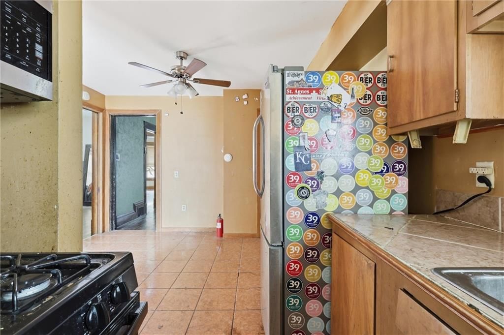 1321 W 40th Street — photo 10