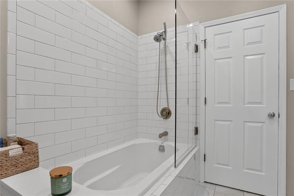 15508 W 89th Street — photo 17