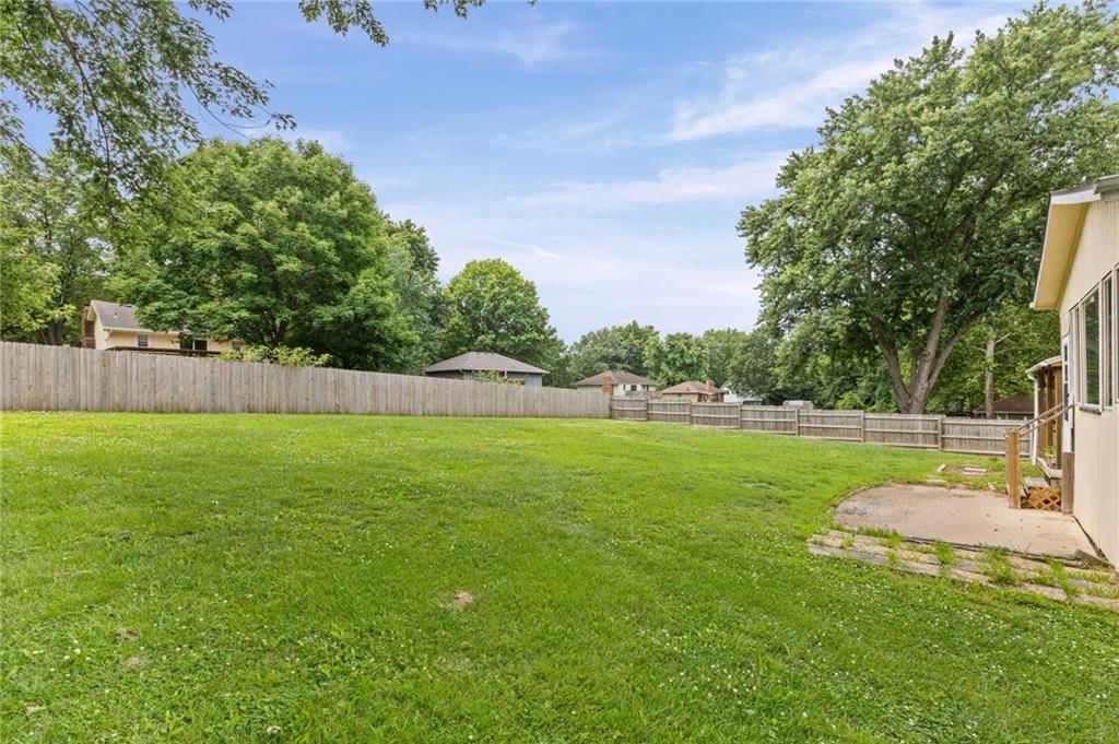707 NE 115th Terrace — photo 35