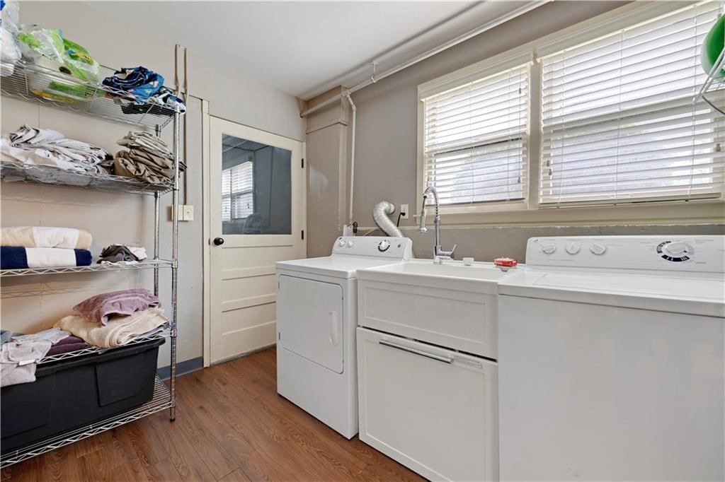 19 R Street — photo 36
