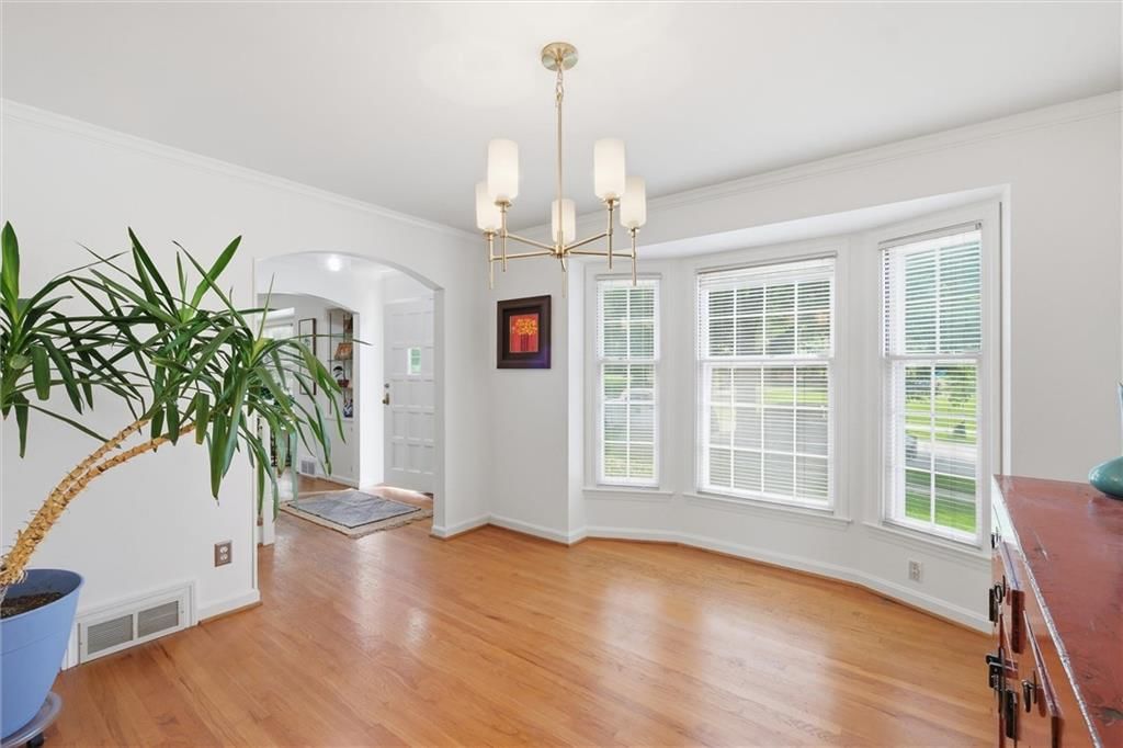 1204 W 69th Street — photo 10