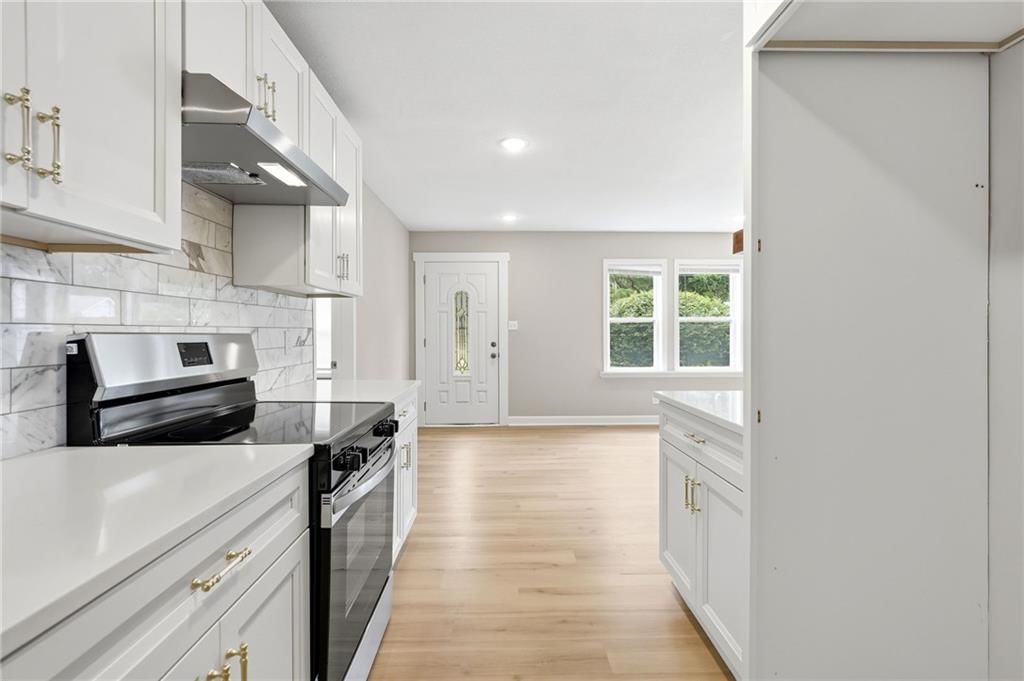 3718 Kimball Avenue — photo 15