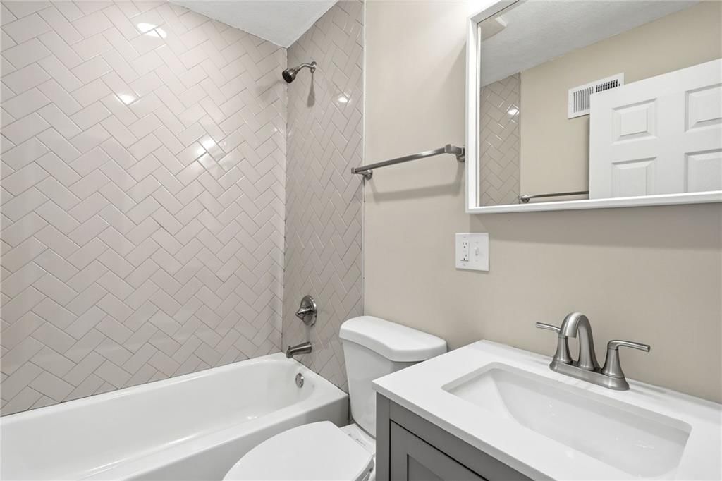 3718 Kimball Avenue — photo 25