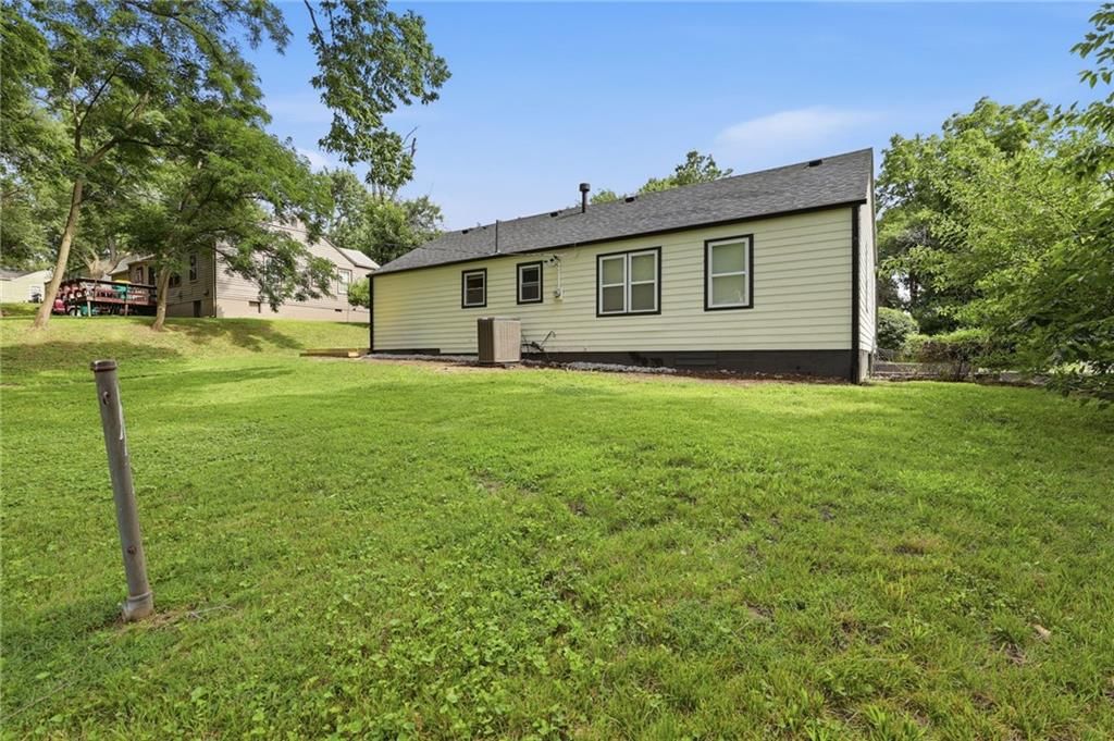3718 Kimball Avenue — photo 31