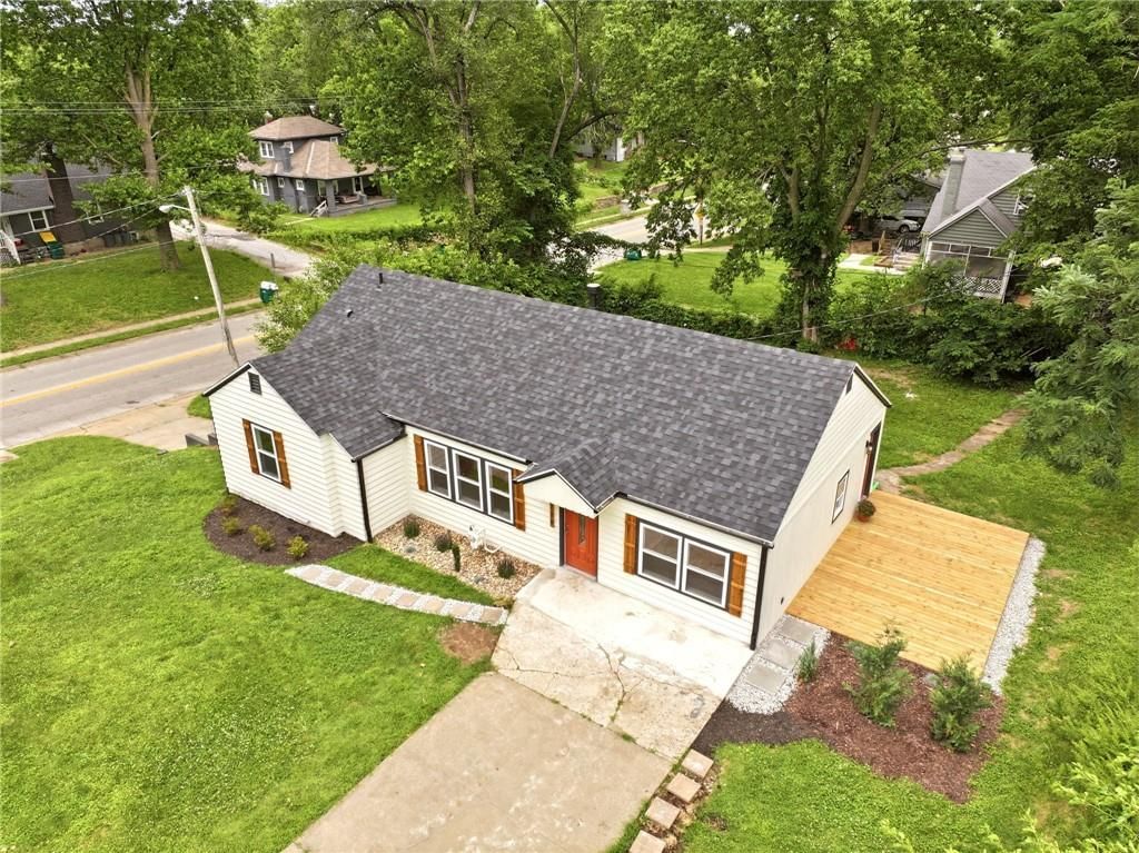 3718 Kimball Avenue — photo 32