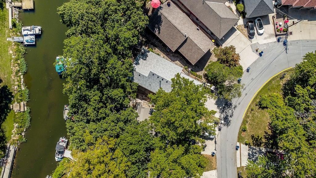 621 NW North Shore Drive — photo 29