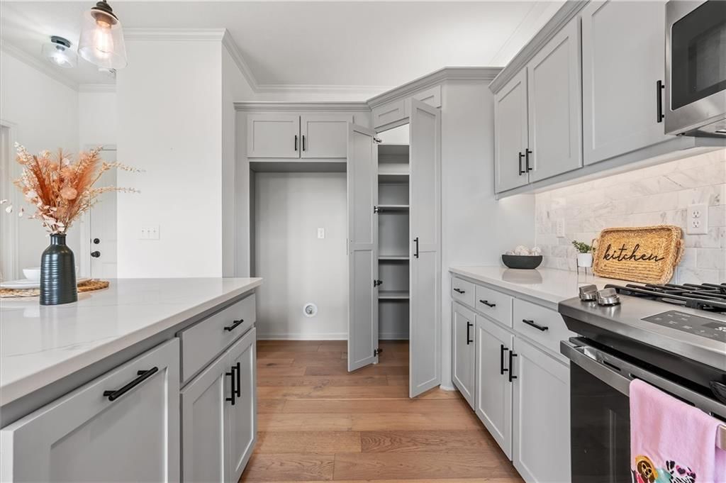 2301 S Eagle Court — photo 13