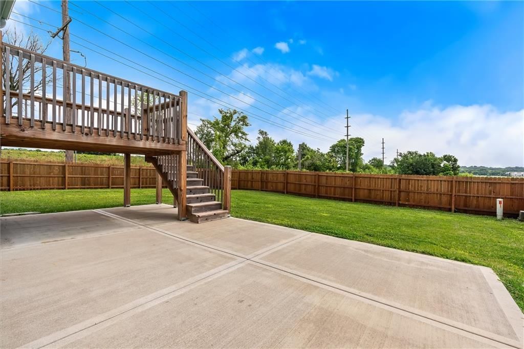 2301 S Eagle Court — photo 38
