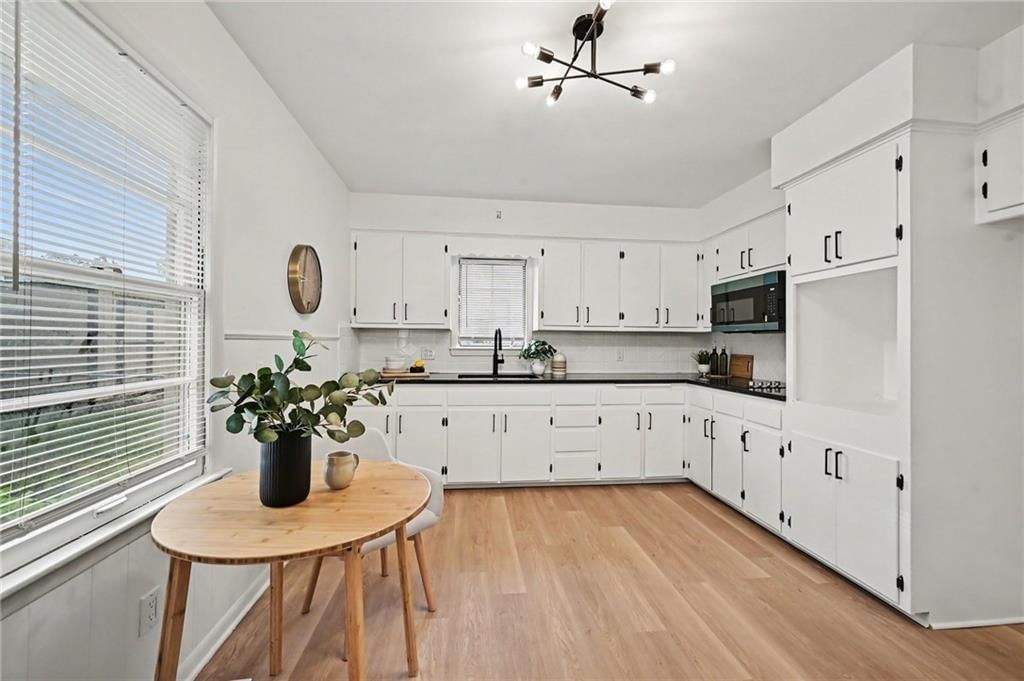 1207 Safari Drive — photo 11