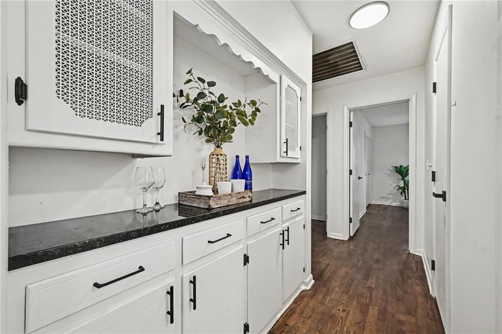 1207 Safari Drive — photo 14