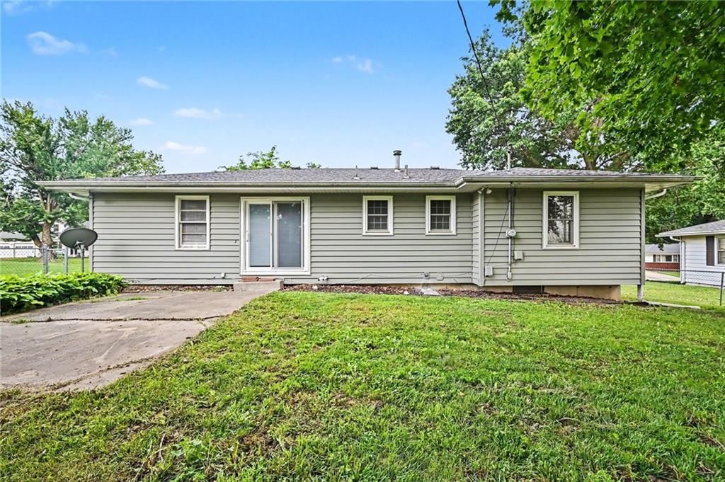 1207 Safari Drive — photo 24