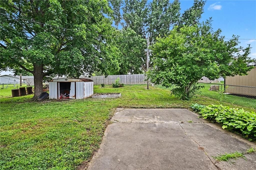 1207 Safari Drive — photo 26