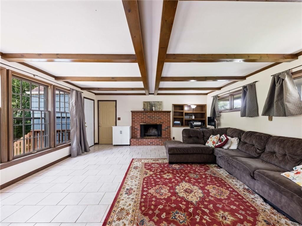 Photo 7 of 24 - 6710 W 80th Street, Overland Park, KS 66204