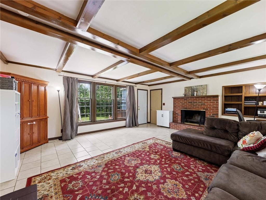 Photo 11 of 24 - 6710 W 80th Street, Overland Park, KS 66204