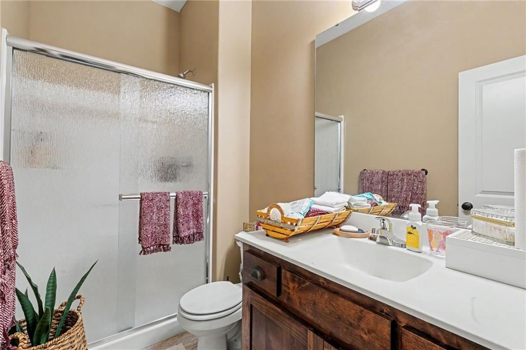 5014 N White Avenue — photo 20
