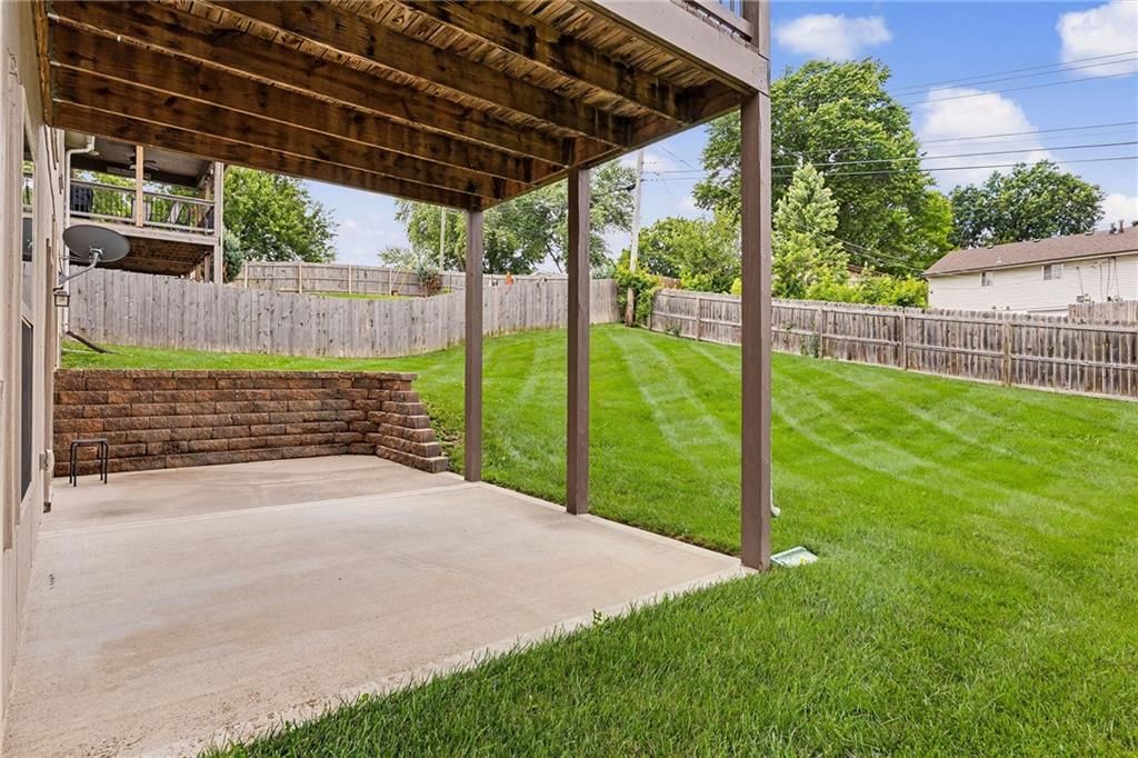 5014 N White Avenue — photo 24