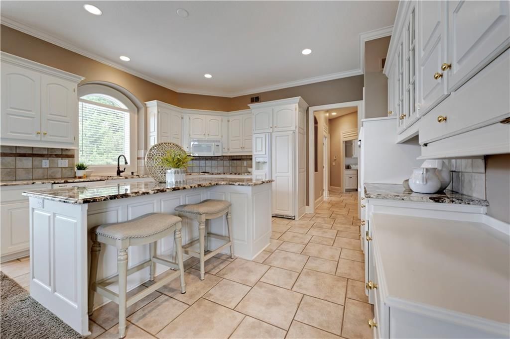 16890 Meadow Lane — photo 4