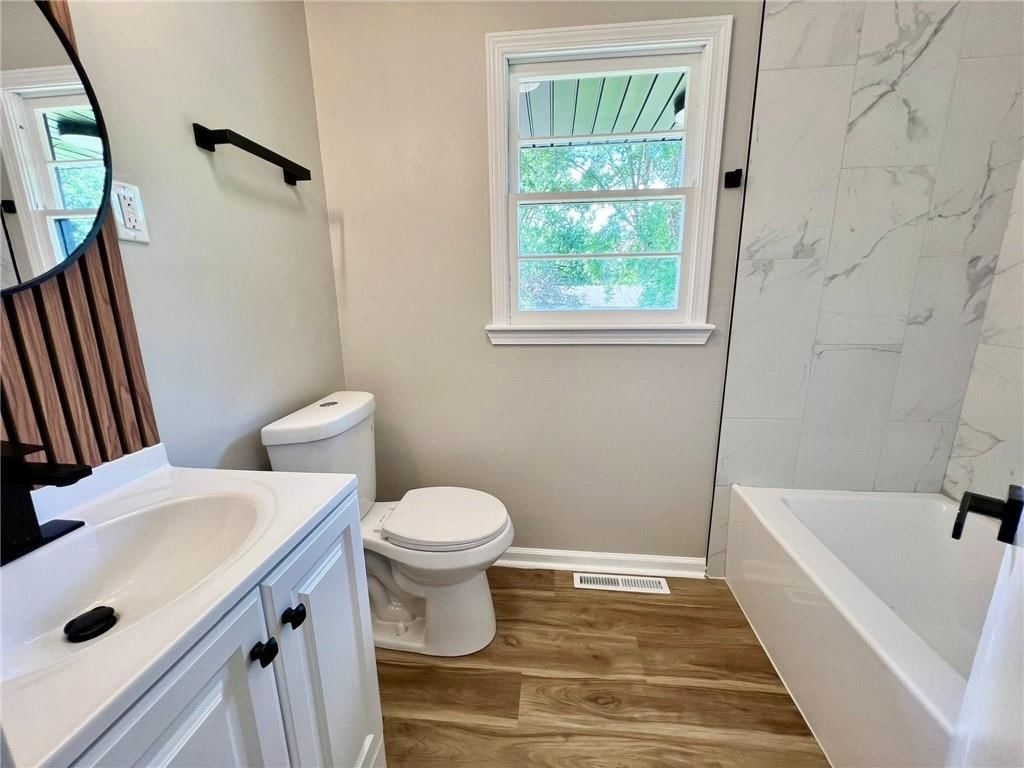 1906 NE 55th Street — photo 17