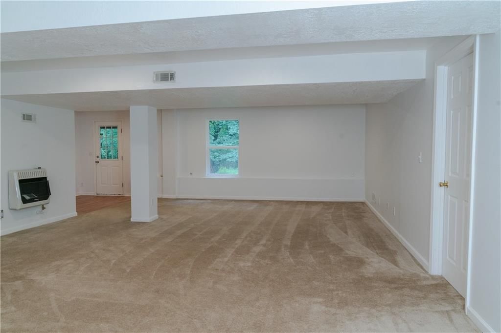 302 CANYON Drive — photo 25