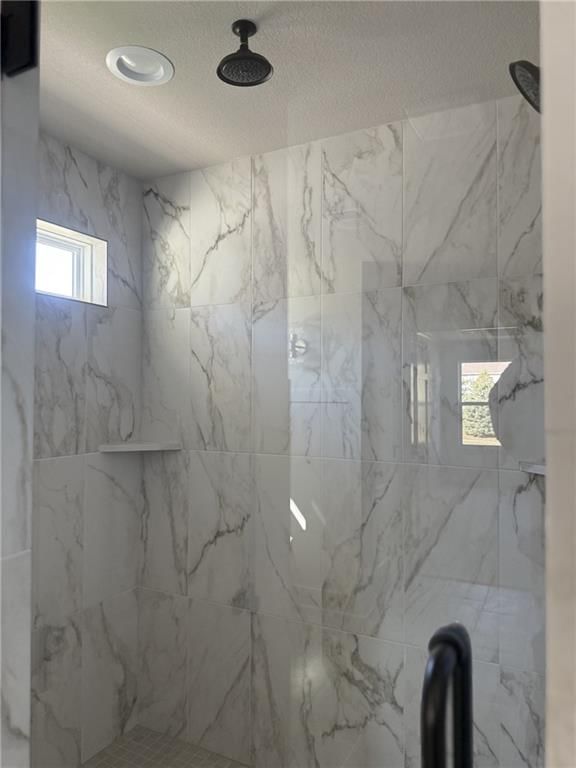 9001 N Poplar Avenue — photo 23