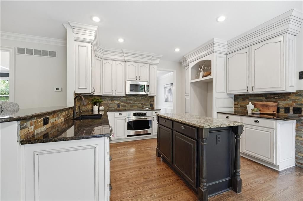 12459 Rosehill Street — photo 13