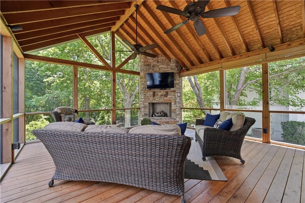 12459 Rosehill Street — photo 31