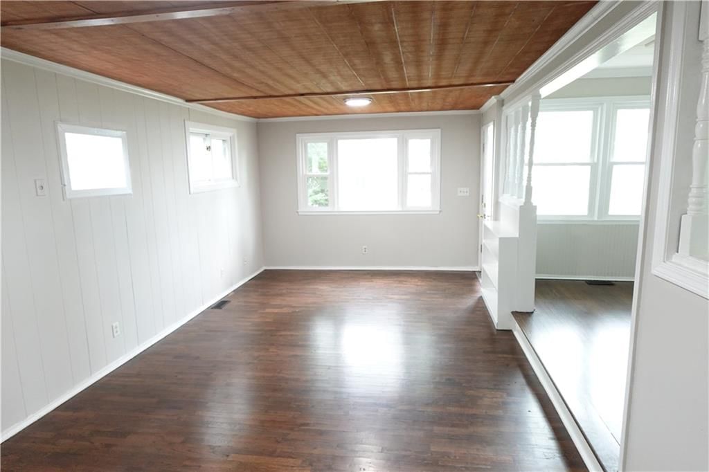 801 NE 46th Street — photo 4