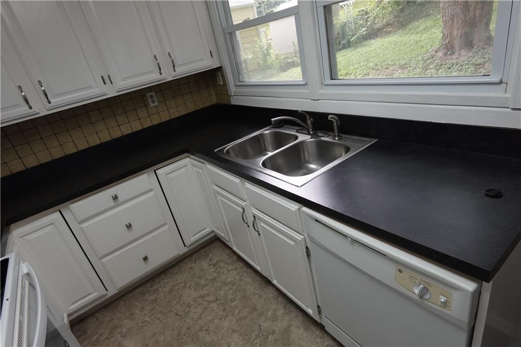 801 NE 46th Street — photo 23