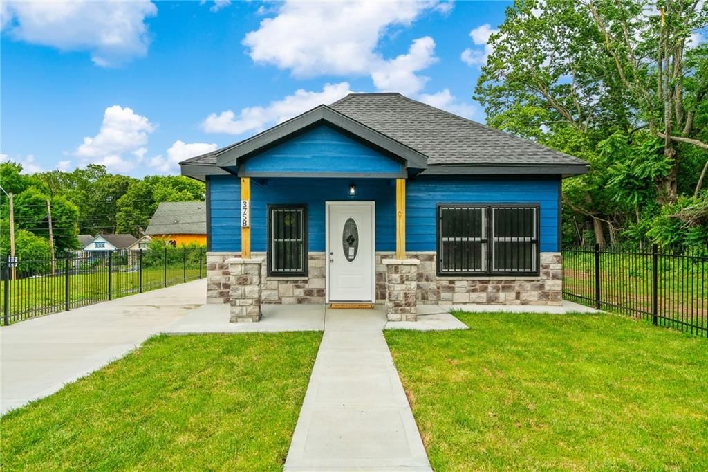 3758 Woodland Avenue — photo 4